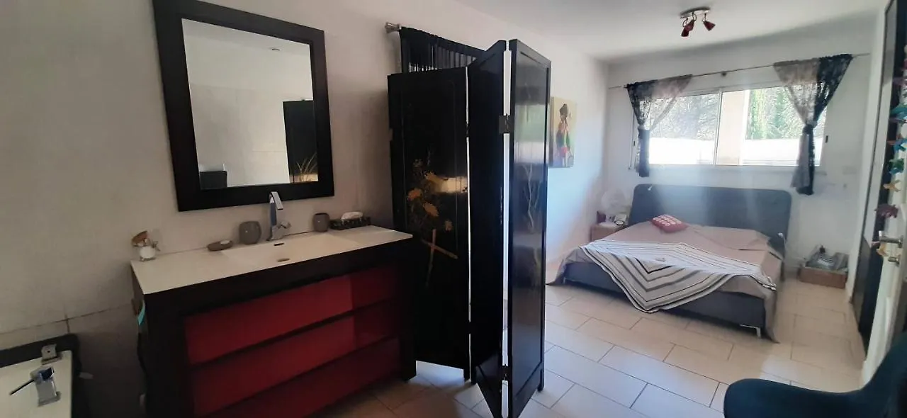 Au Son Des Cigales Appartement Fuveau 0*,